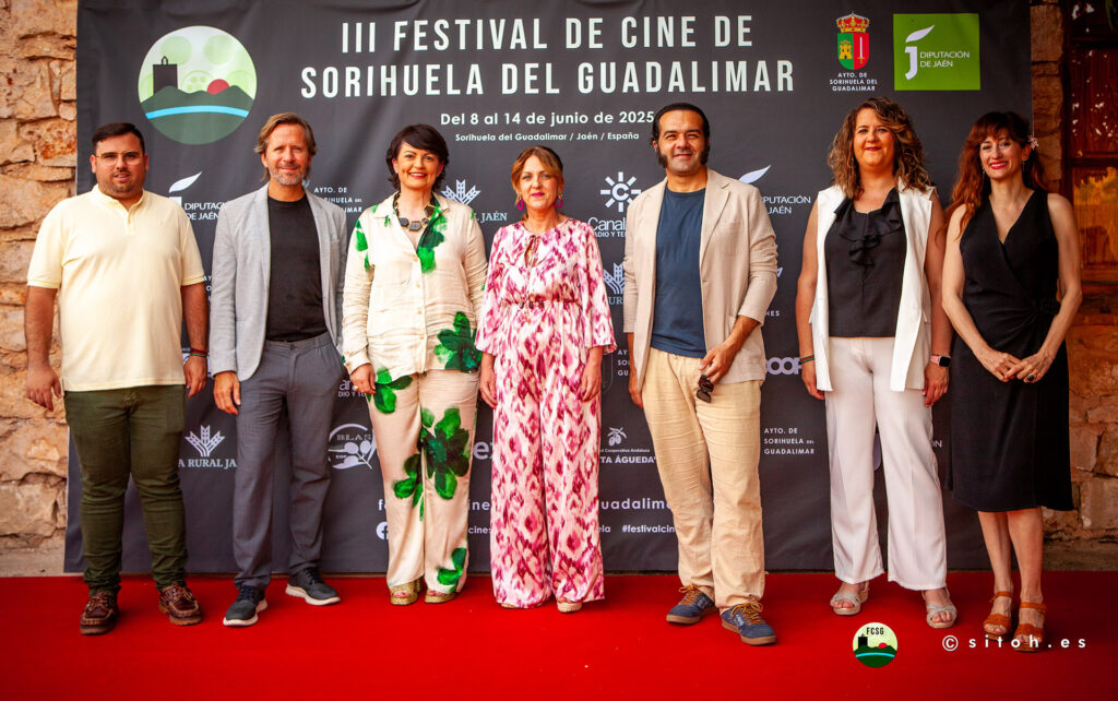 Los Premios de Honor con autoridades