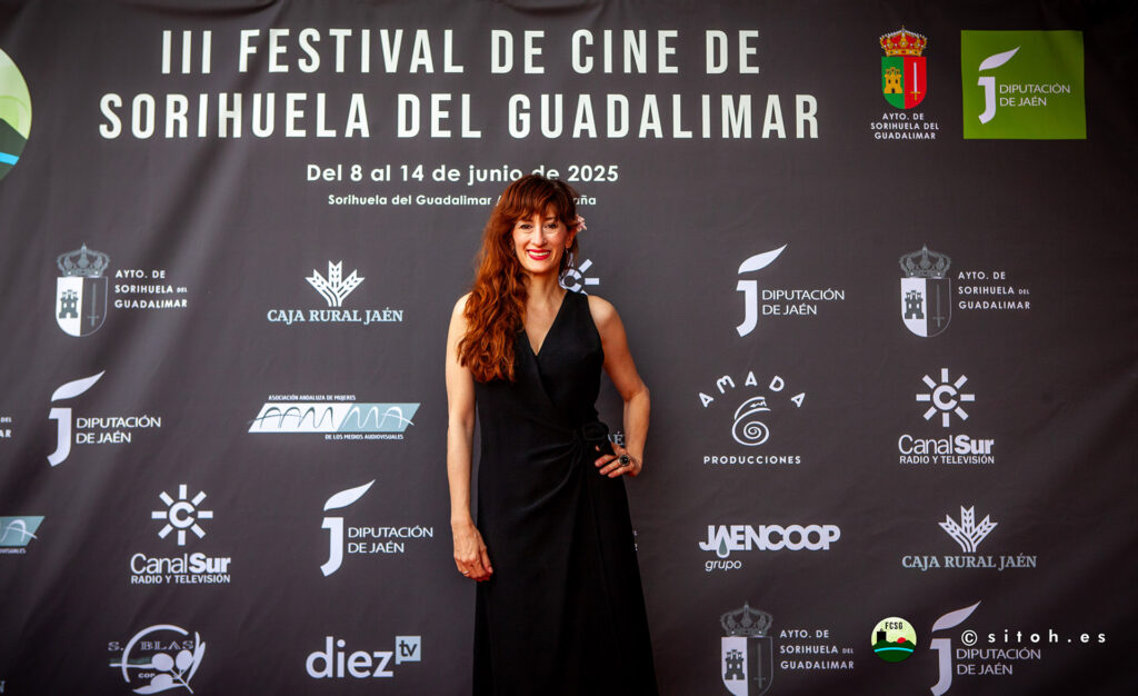 La directora Amada Santos