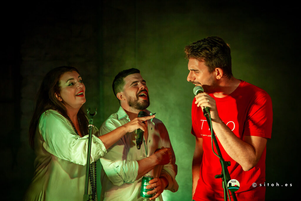Fiesta de clausura con Paz de Alarcón y Julio Castell