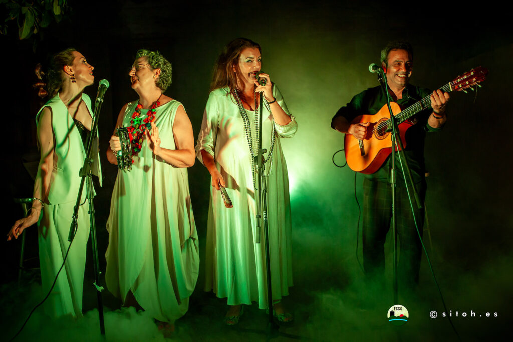 Fiesta de clausura con Paz de Alarcón y Julio Castell