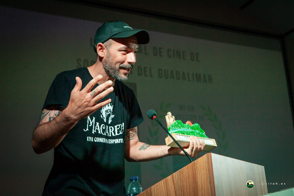 Mejor Dirección de Fotografía: Juan Molina por MACARENA, UNA COMEDIA ESPIRITUAL