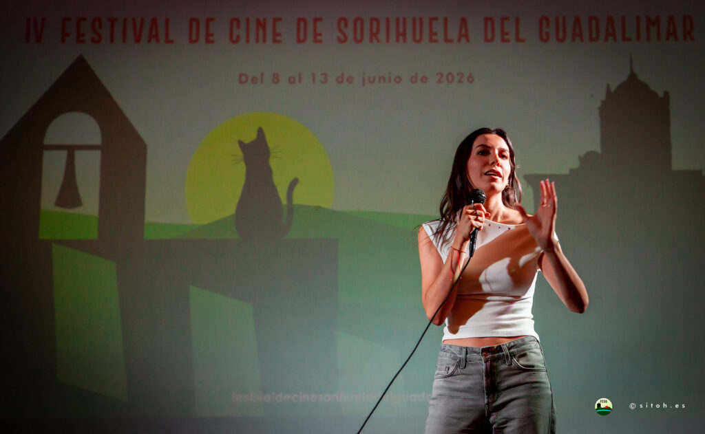 Belén Mayordomo presentando TODO LO QUE PERDIMOS